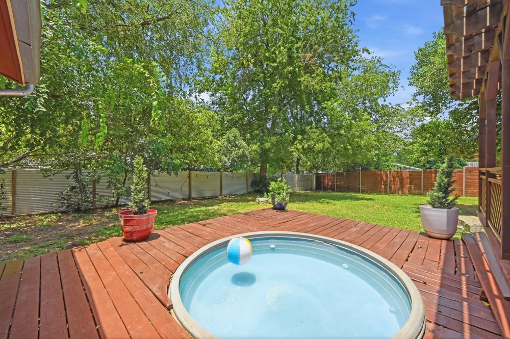 2706 Palomino Drive Austin, TX 78733