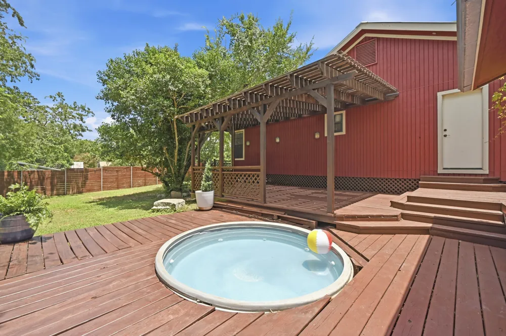 2706 Palomino Drive Austin, TX 78733