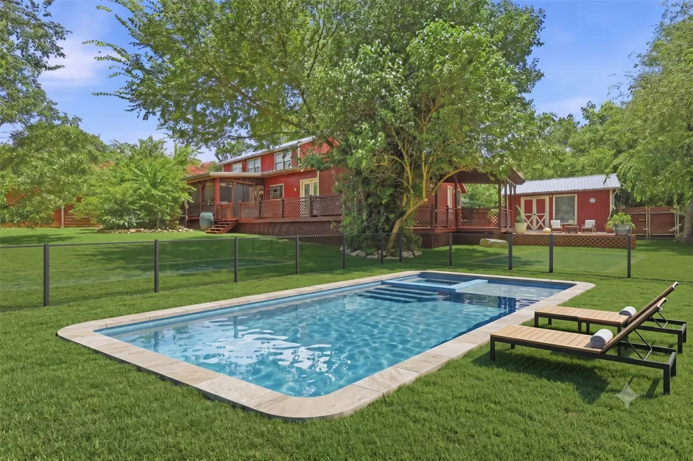 2706 Palomino Drive Austin, TX 78733