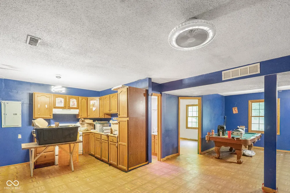 176 Ann Drive Nashville, IN 47448