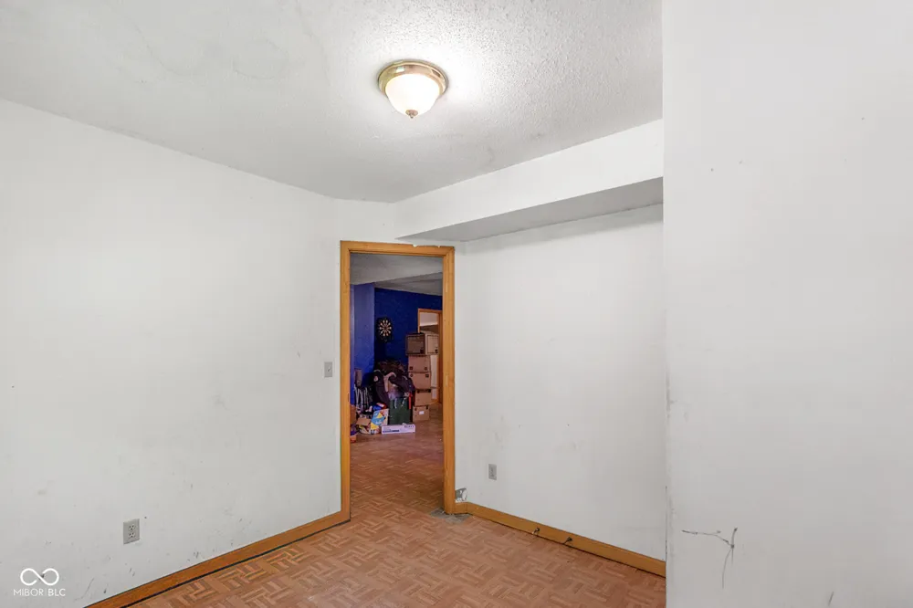 176 Ann Drive Nashville, IN 47448