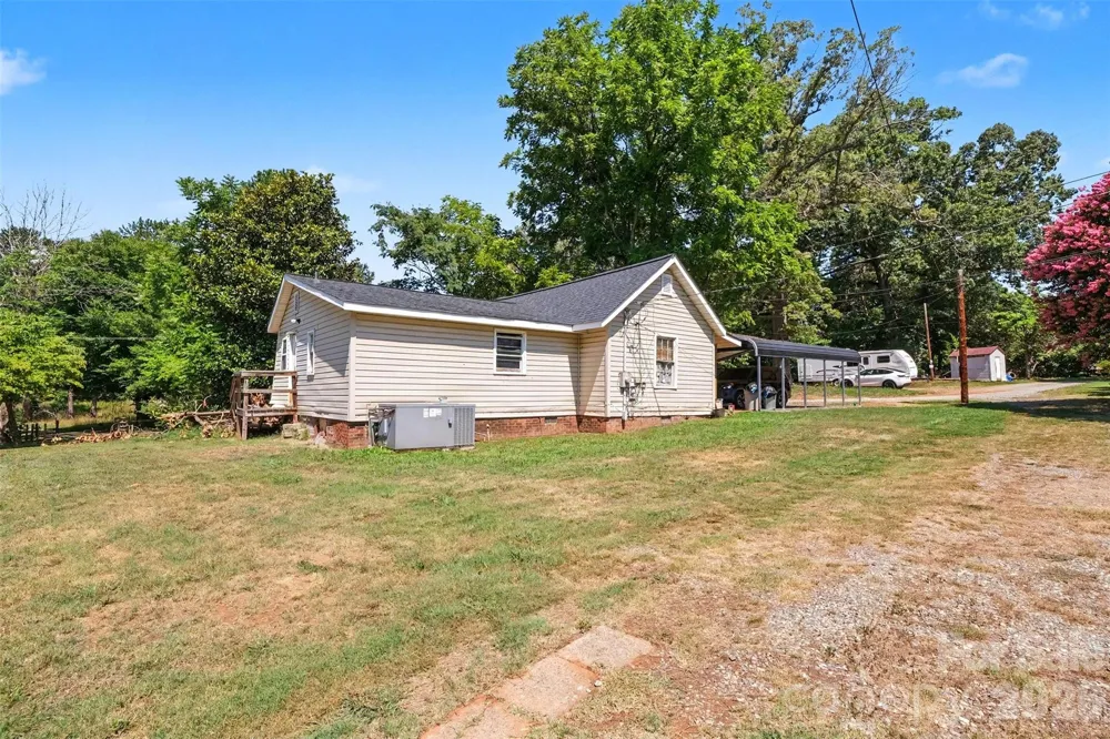 1678 Stone Street Extension Mebane, NC 27302