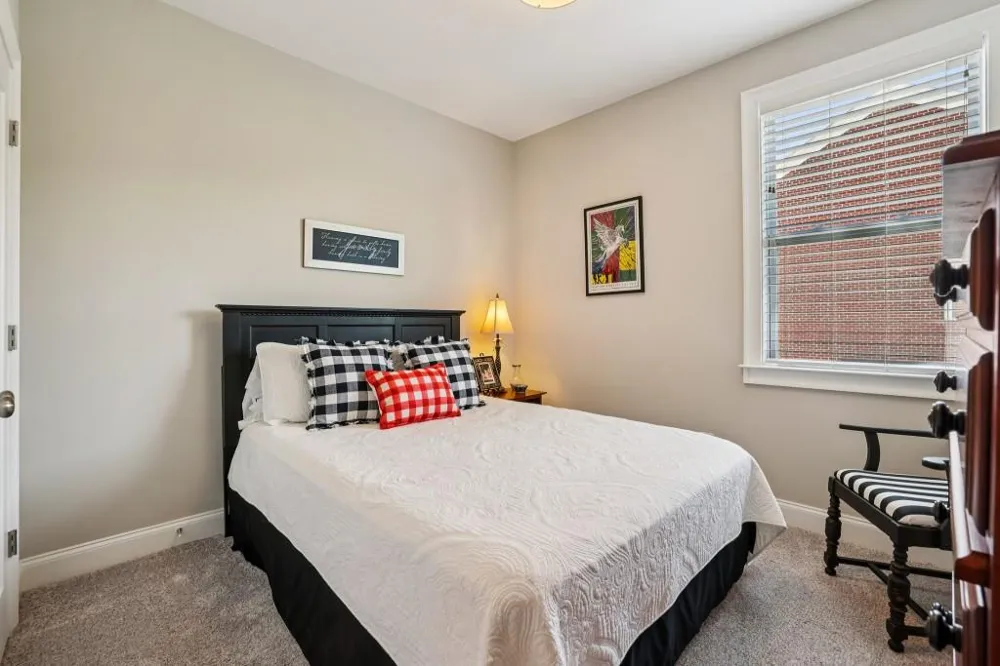 631 Brennan Drive Decatur, GA 30033