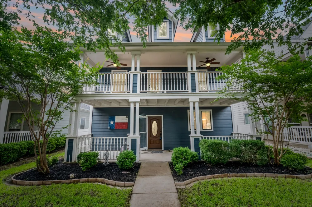1232 Hayden Lane Savannah, TX 76227