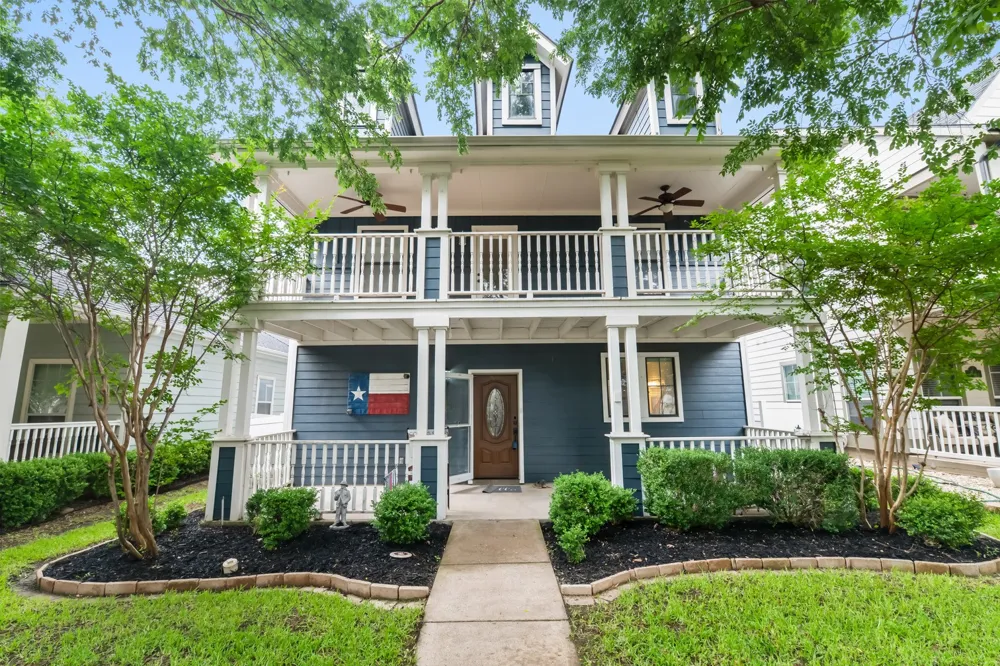1232 Hayden Lane Savannah, TX 76227