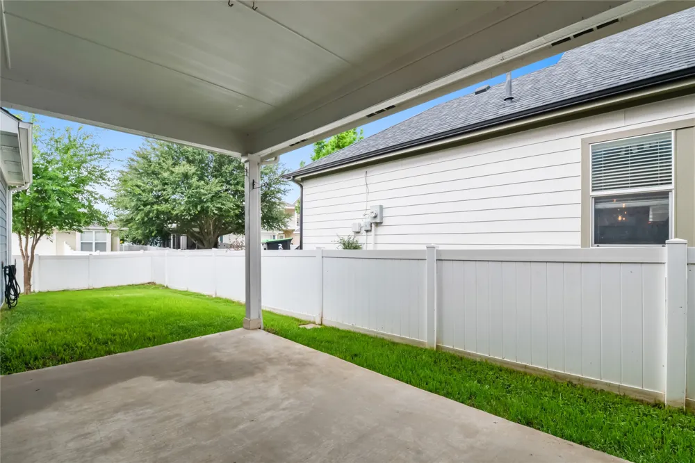 1232 Hayden Lane Savannah, TX 76227