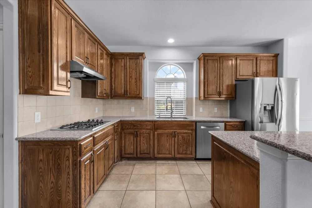 9833 Saltbrush Street Fort Worth, TX 76177