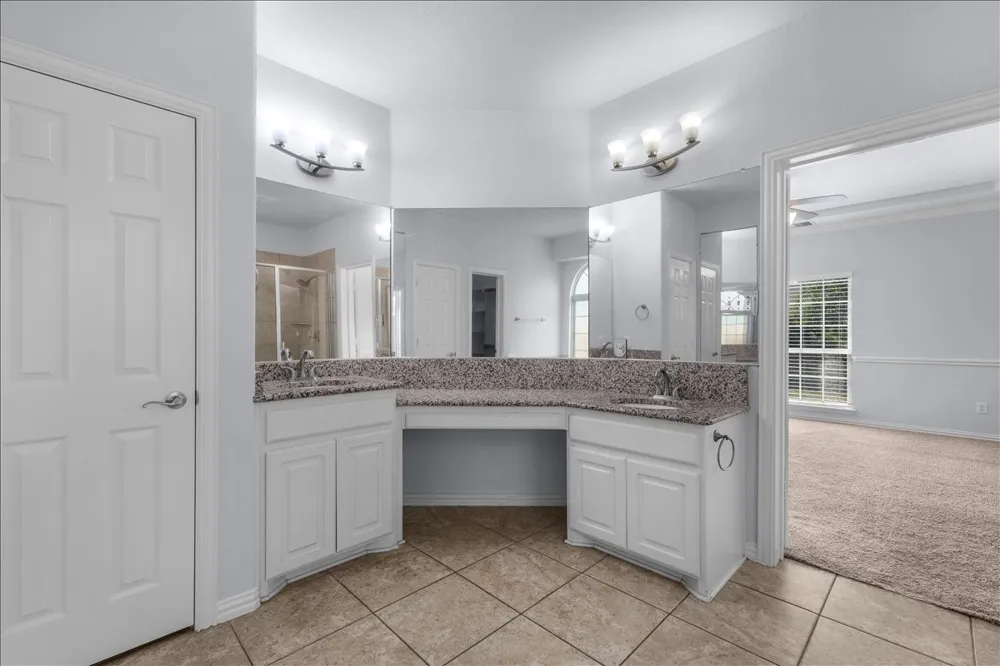 9833 Saltbrush Street Fort Worth, TX 76177