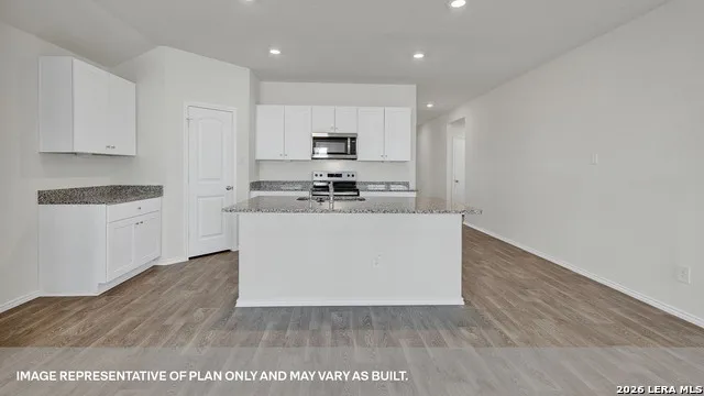 477 Cottonmouth Lane Seguin, TX 78155