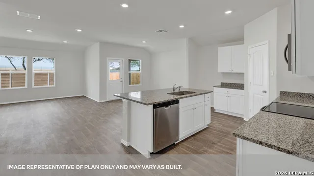 477 Cottonmouth Lane Seguin, TX 78155