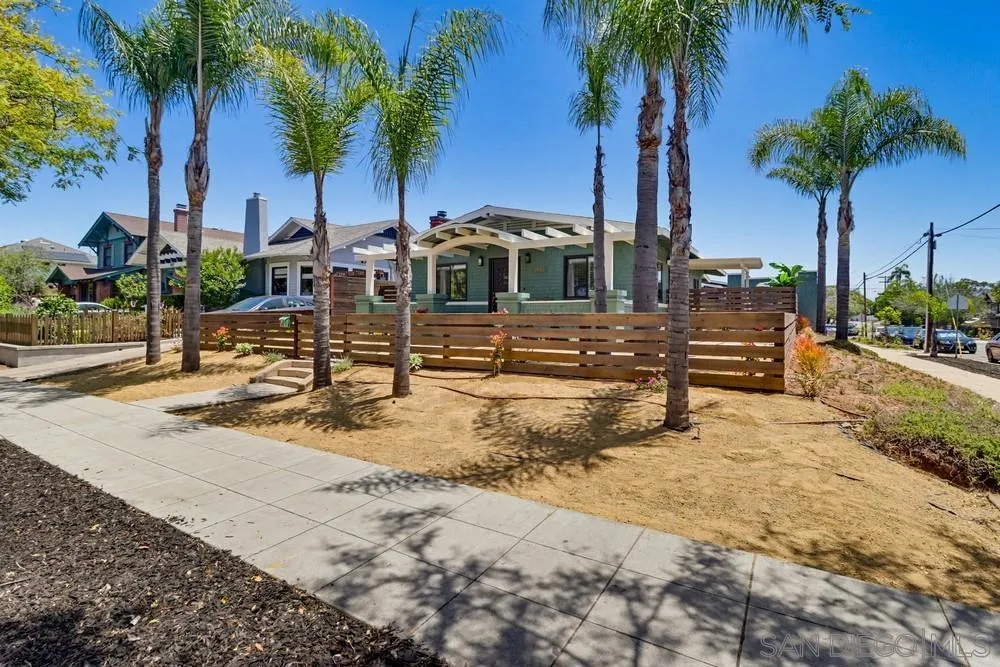 1403 FERN ST San Diego, CA 92102