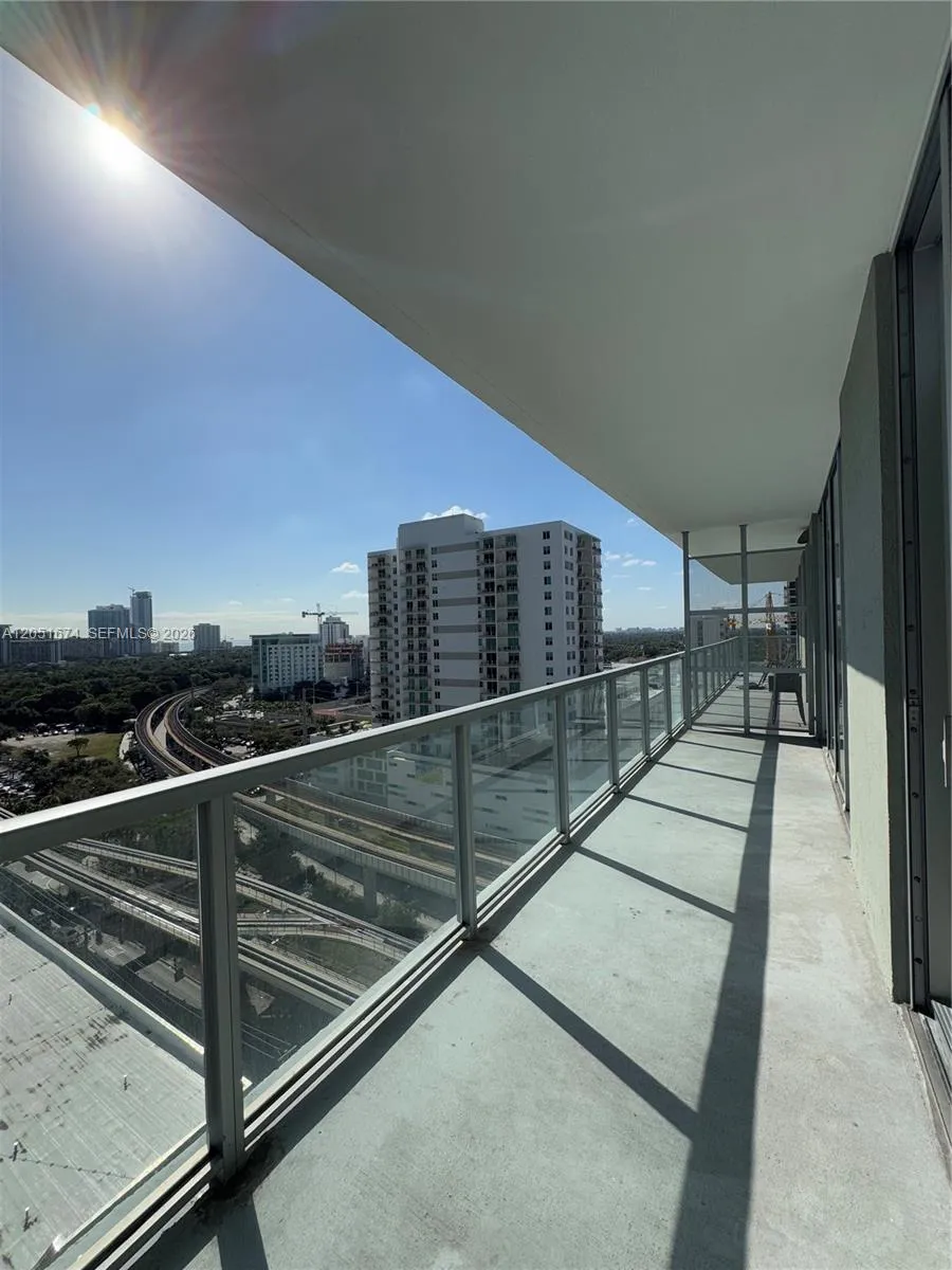79 SW 12th St #1702-S Miami, FL 33130