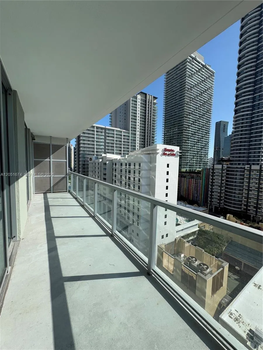 79 SW 12th St #1702-S Miami, FL 33130