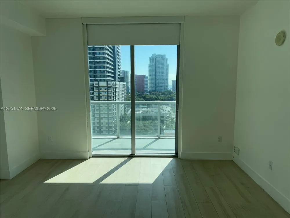 79 SW 12th St #1702-S Miami, FL 33130