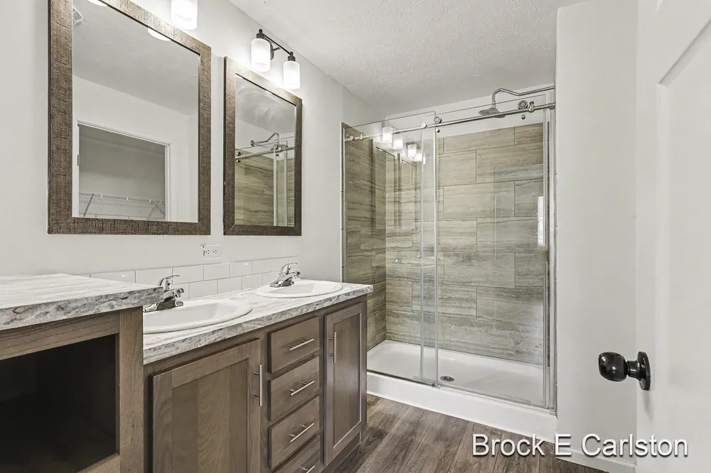 1283 E Ellis Road #7 Norton Shores City, MI 49441