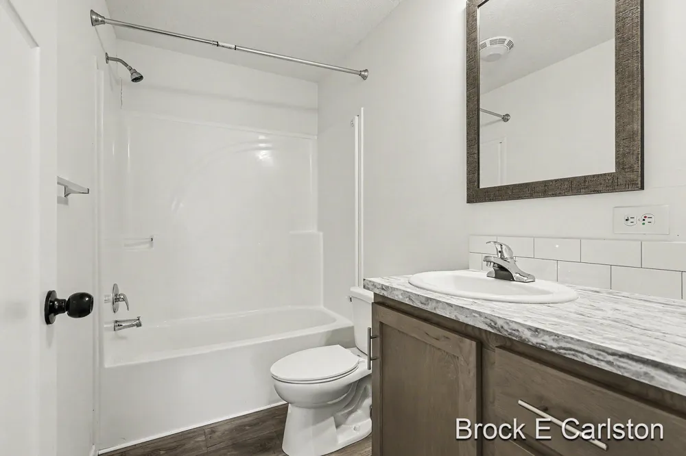 1283 E Ellis Road #7 Norton Shores City, MI 49441