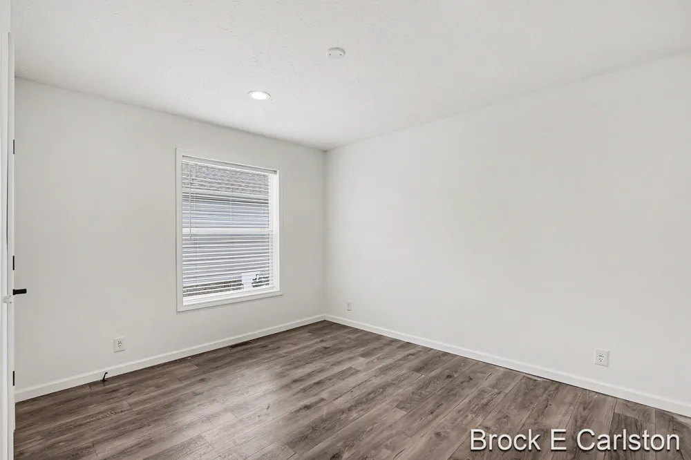 1283 E Ellis Road #28 Norton Shores City, MI 49441