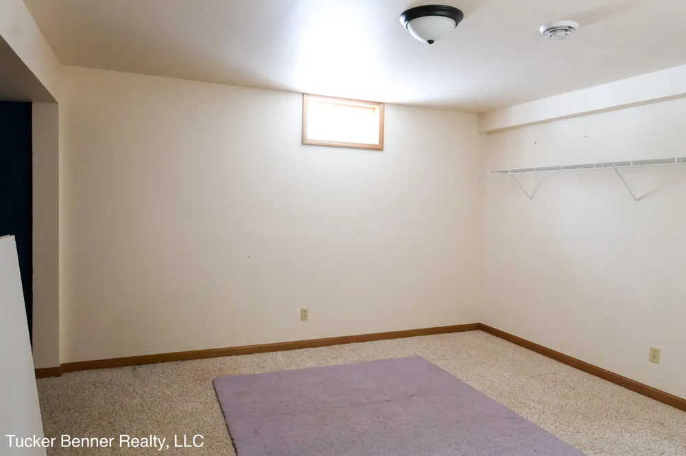 4122 Duck Lake Road Fruitland Township, MI 49461