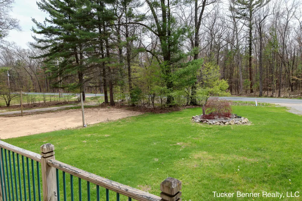 4122 Duck Lake Road Fruitland Township, MI 49461