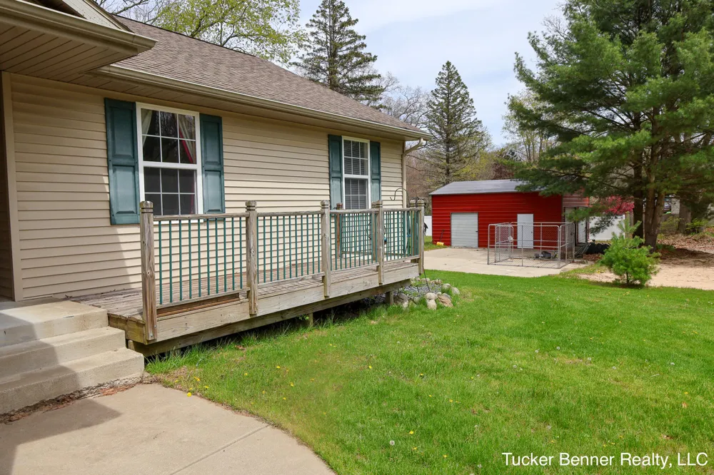 4122 Duck Lake Road Fruitland Township, MI 49461