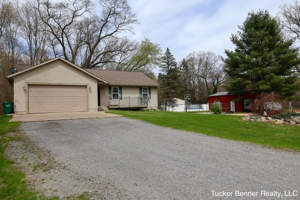 4122 Duck Lake Road Fruitland Township, MI 49461