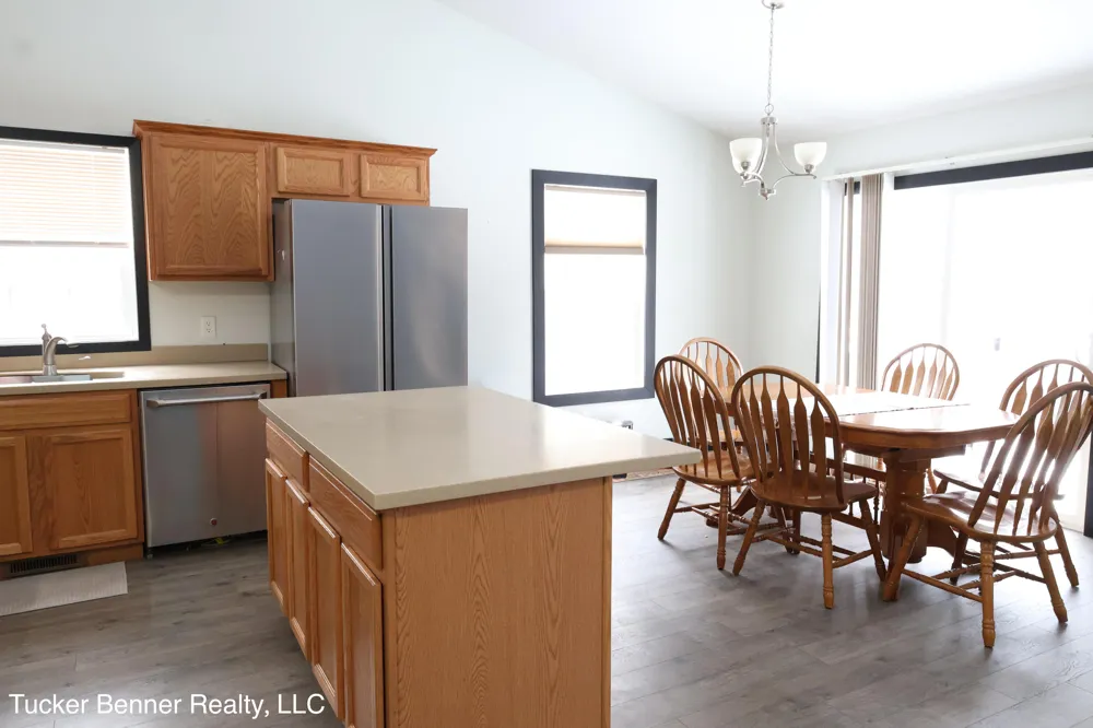 4122 Duck Lake Road Fruitland Township, MI 49461