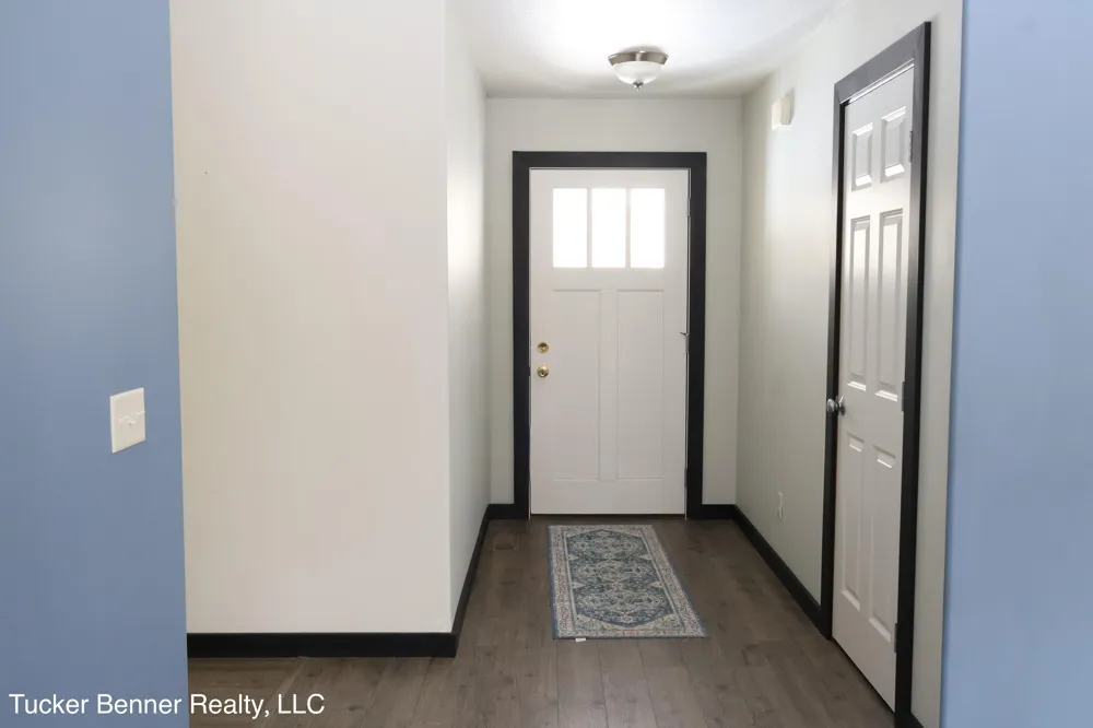 4122 Duck Lake Road Fruitland Township, MI 49461