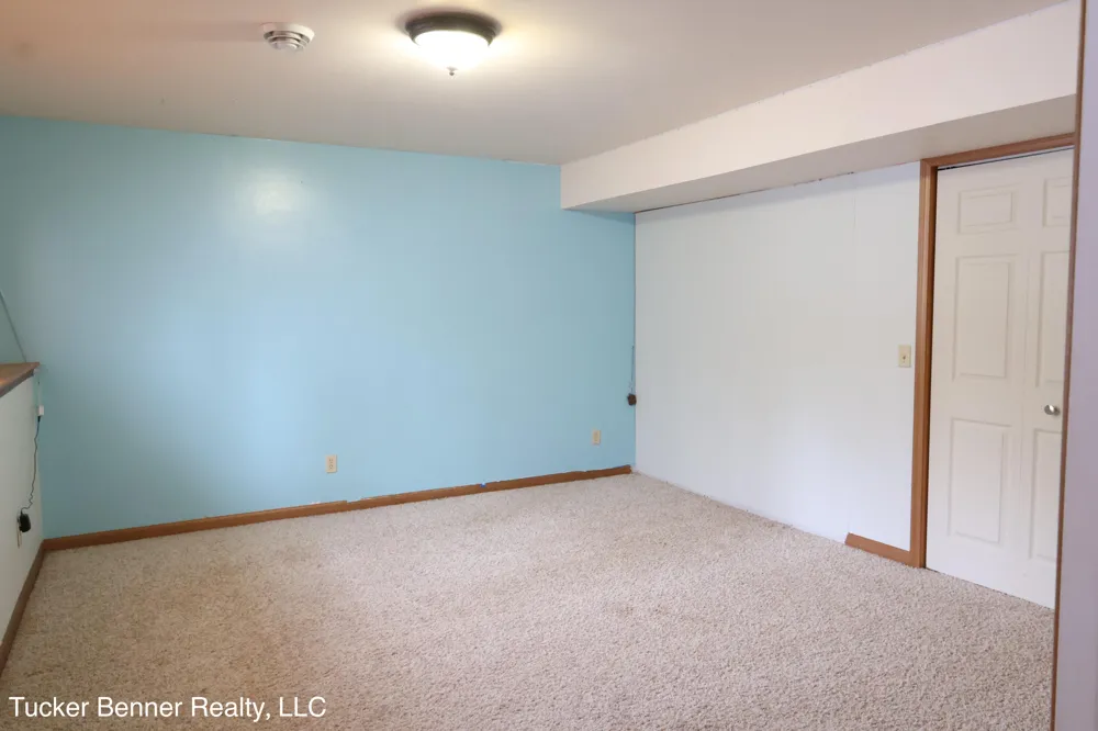 4122 Duck Lake Road Fruitland Township, MI 49461