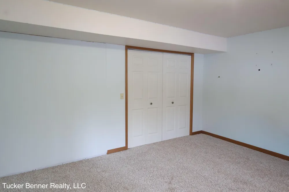 4122 Duck Lake Road Fruitland Township, MI 49461