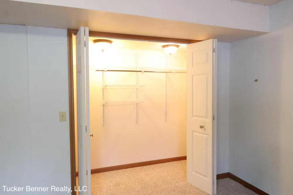 4122 Duck Lake Road Fruitland Township, MI 49461