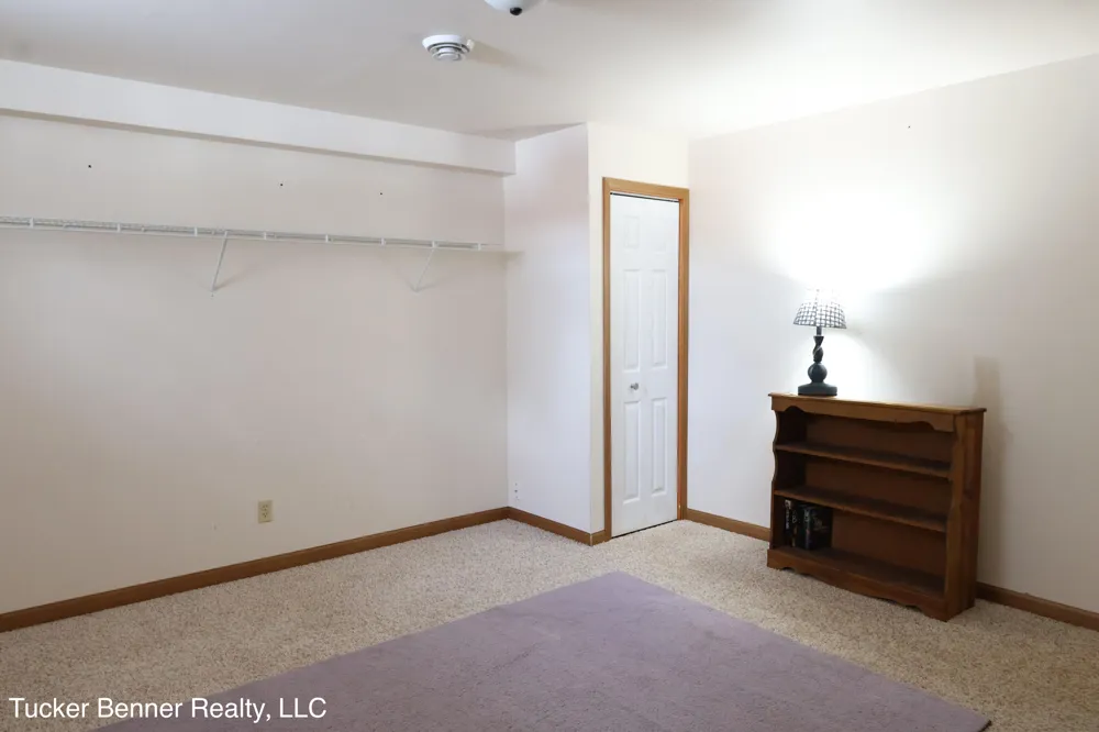 4122 Duck Lake Road Fruitland Township, MI 49461