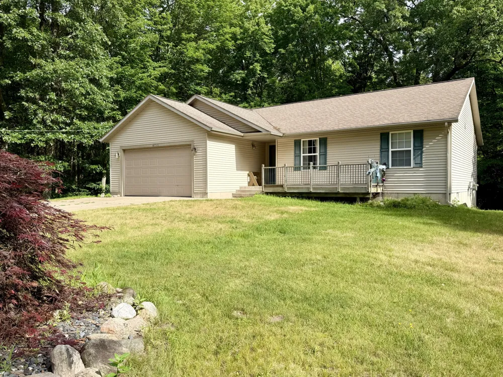 4122 Duck Lake Road Fruitland Township, MI 49461