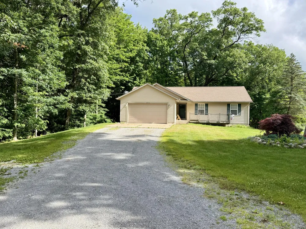 4122 Duck Lake Road Fruitland Township, MI 49461