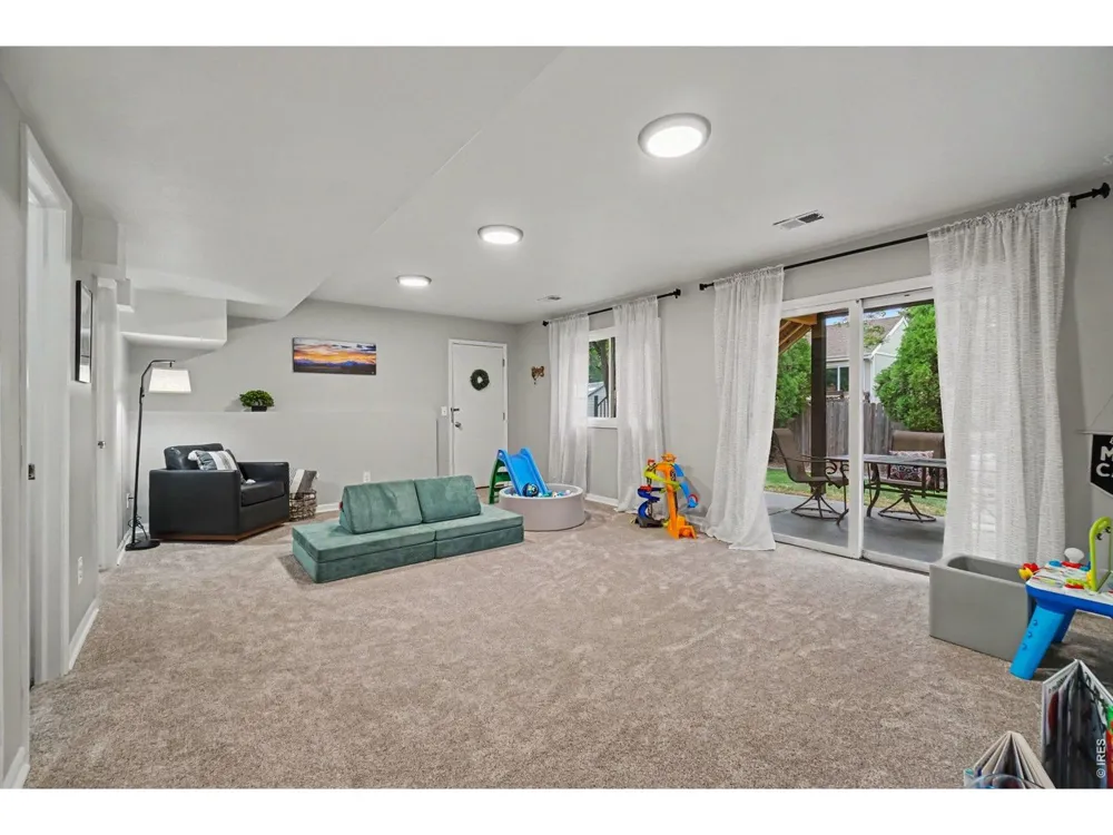 350 Slippery Elm Place Loveland, CO 80538