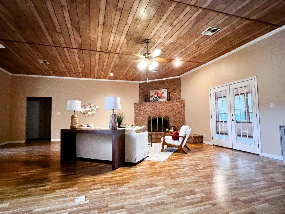 730 Panorama Road La Grange, TX 78945