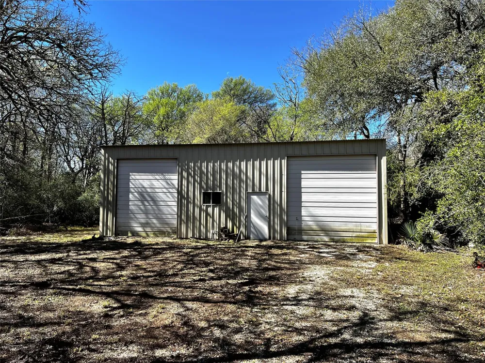730 Panorama Road La Grange, TX 78945