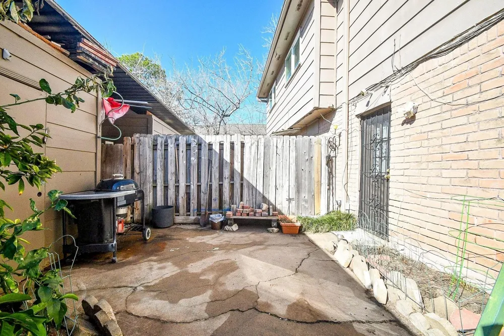 7136 Crownwest Street #7136 Houston, TX 77072