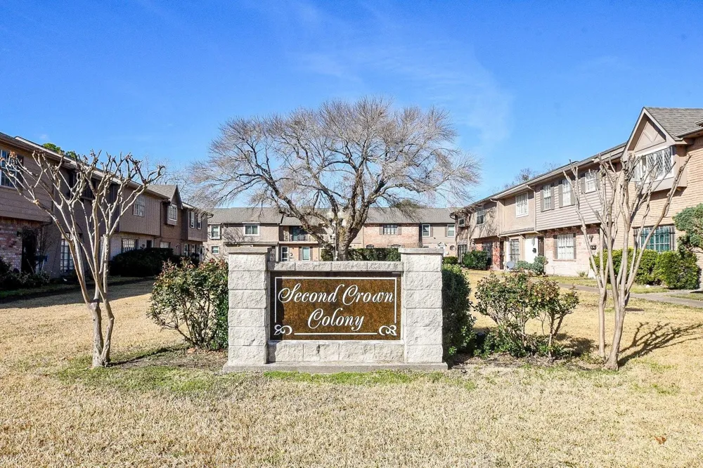 7136 Crownwest Street #7136 Houston, TX 77072