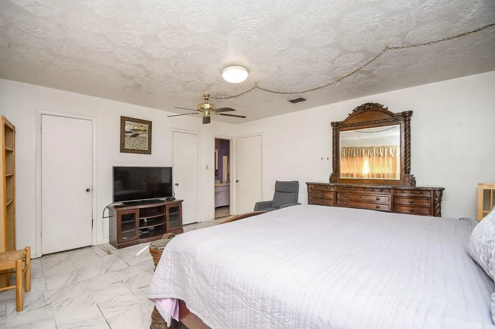 7136 Crownwest Street #7136 Houston, TX 77072