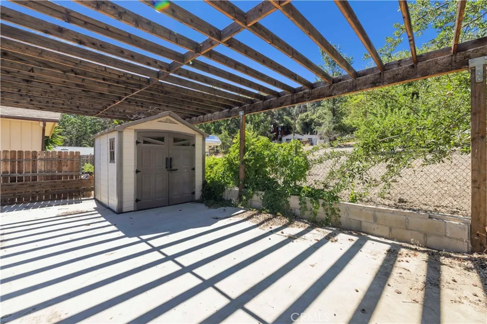 3732 Encino Frazier Park, CA 93225