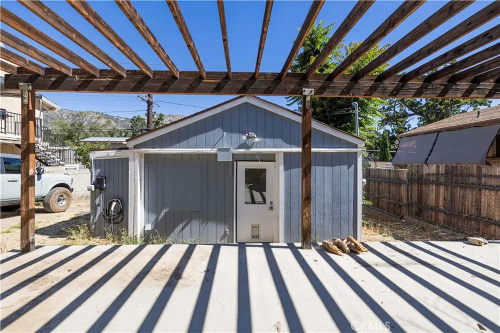 3732 Encino Frazier Park, CA 93225
