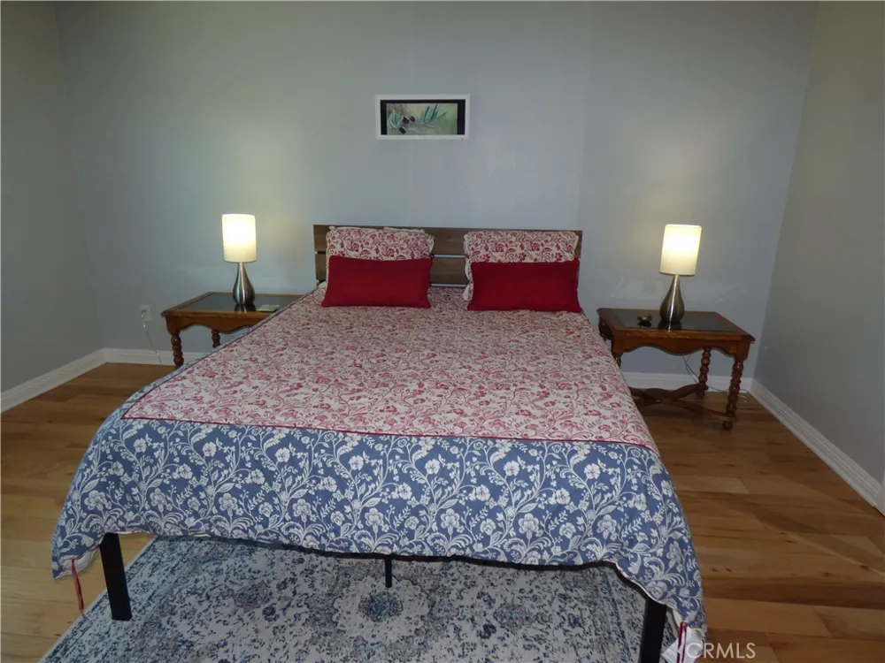 5650 Lake Lindero Agoura Hills, CA 91301