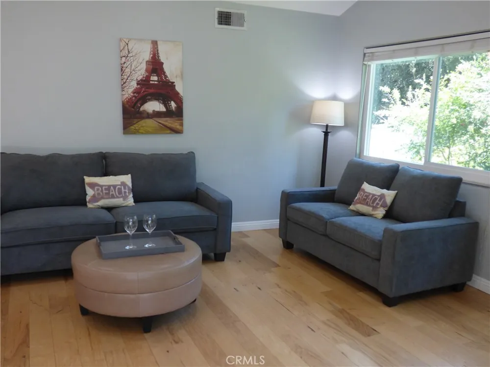 5650 Lake Lindero Agoura Hills, CA 91301