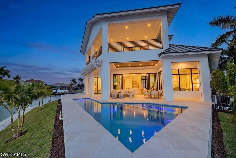 Hull Court Marco Island, FL 34145