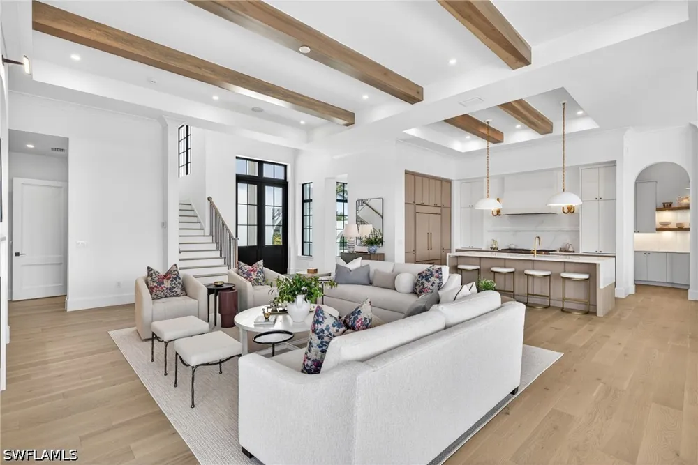 Hull Court Marco Island, FL 34145