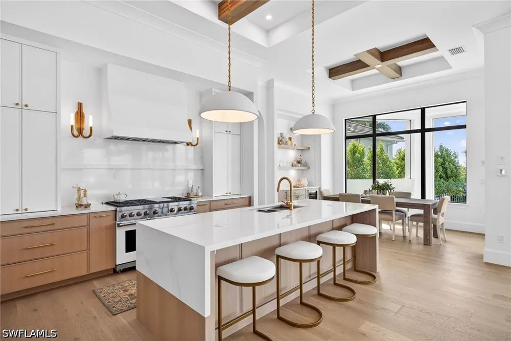 Hull Court Marco Island, FL 34145