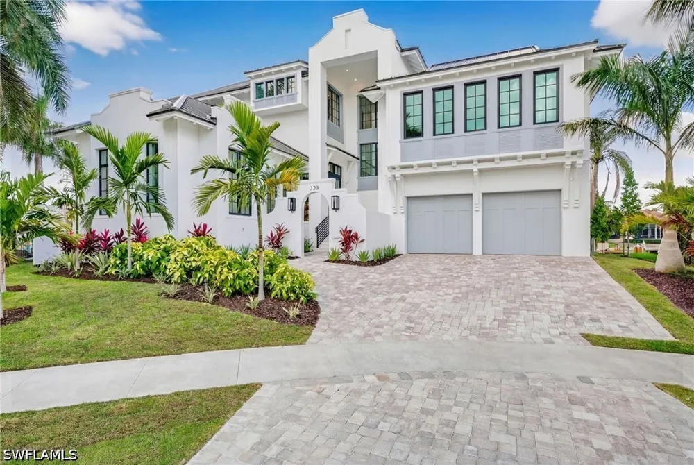 Hull Court Marco Island, FL 34145