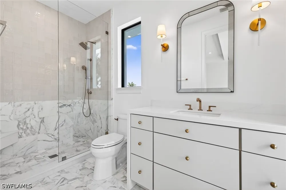Hull Court Marco Island, FL 34145