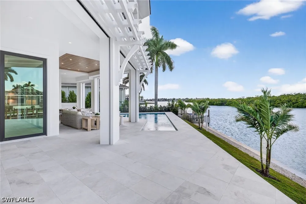 Hull Court Marco Island, FL 34145