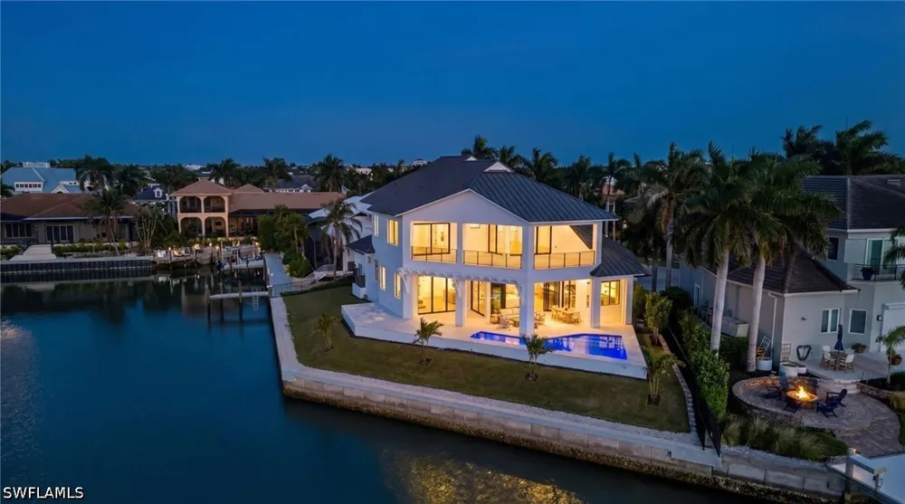 Hull Court Marco Island, FL 34145